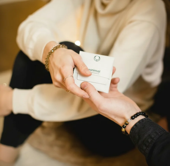 The Minimal Jewel Promise: Quality You Can Live In