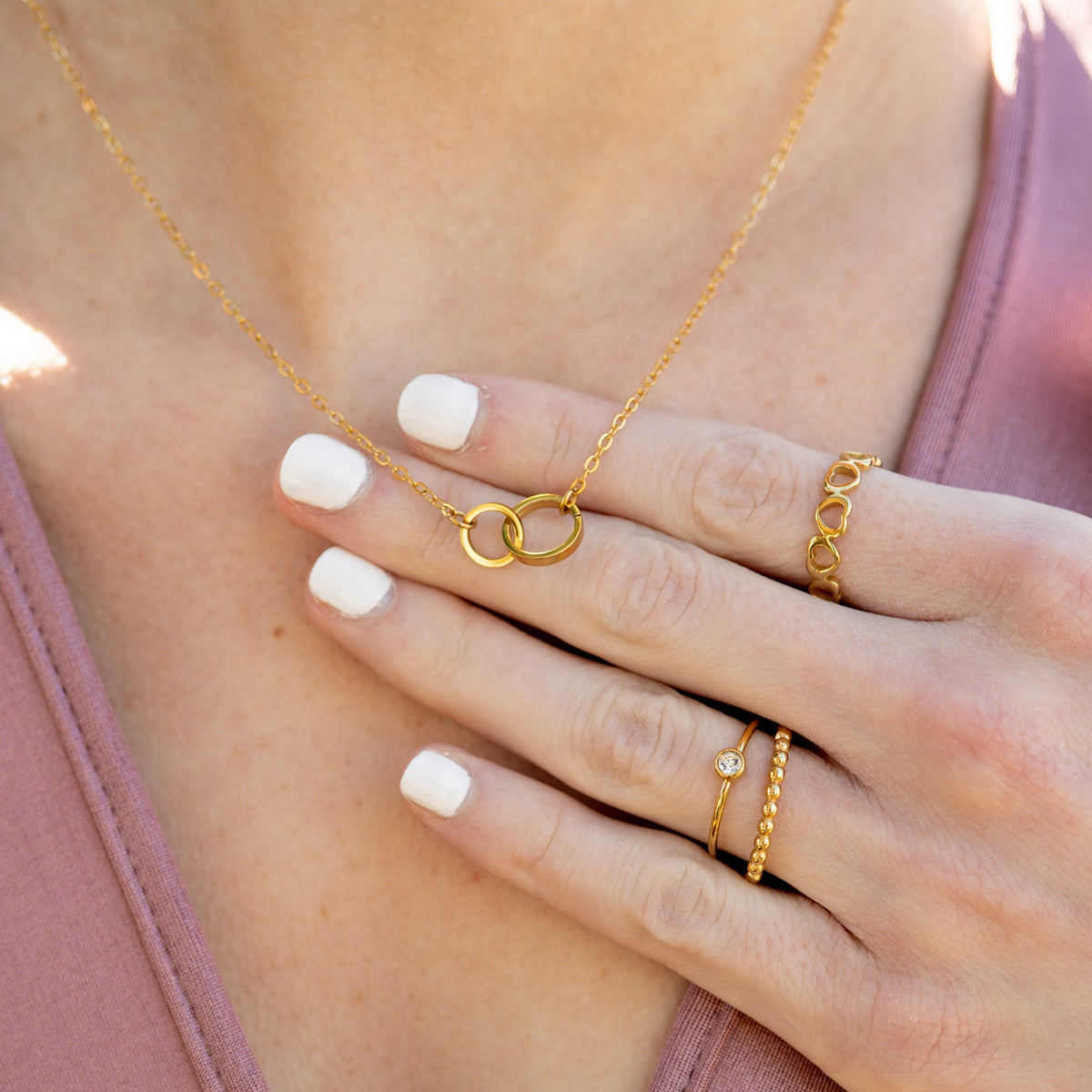 Double Circle Necklace – product image 2