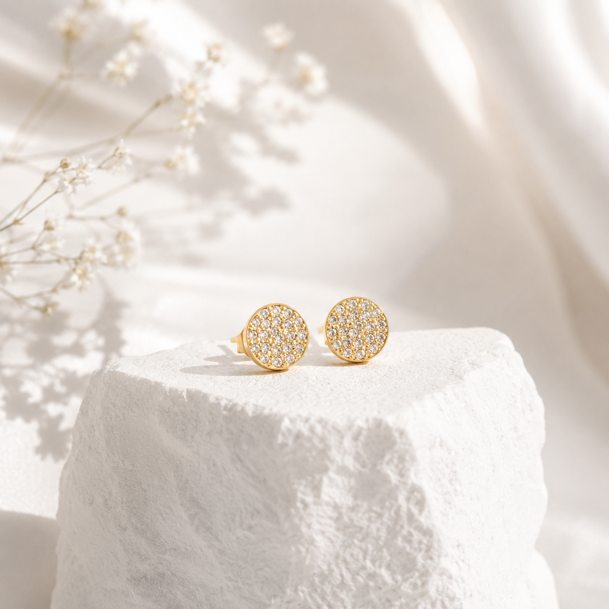 Pavé Round Stud Earrings – product image 4