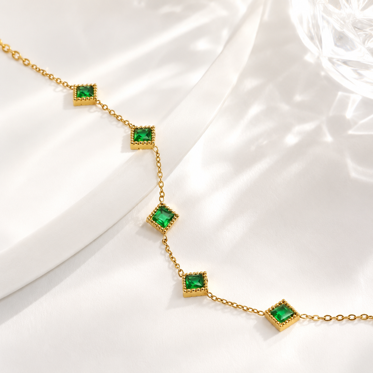 Emerald Station Bracelet – product image 3