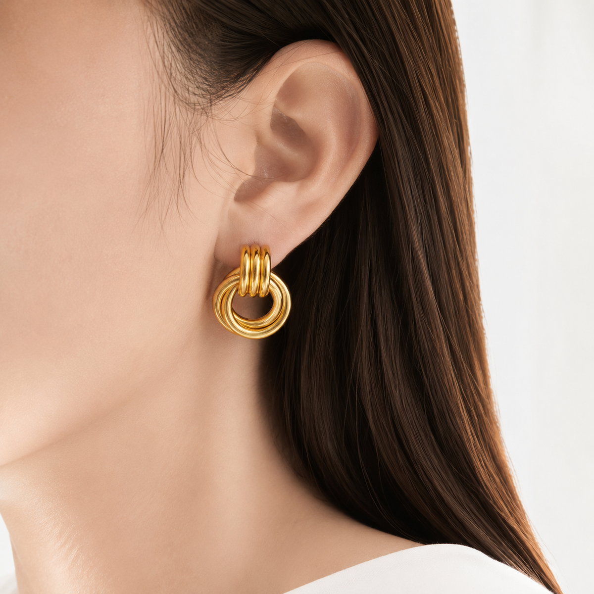 Double Circle Stud Earrings – product image 4