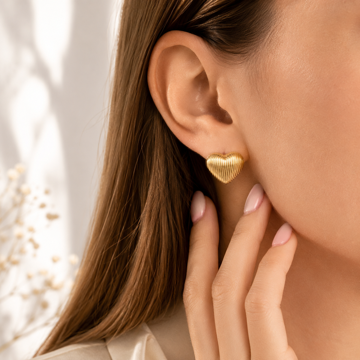 Textured Heart Huggie Earrings – product image 2