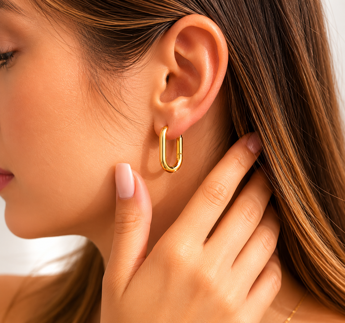 Oval Huggie Earrings – product image 4