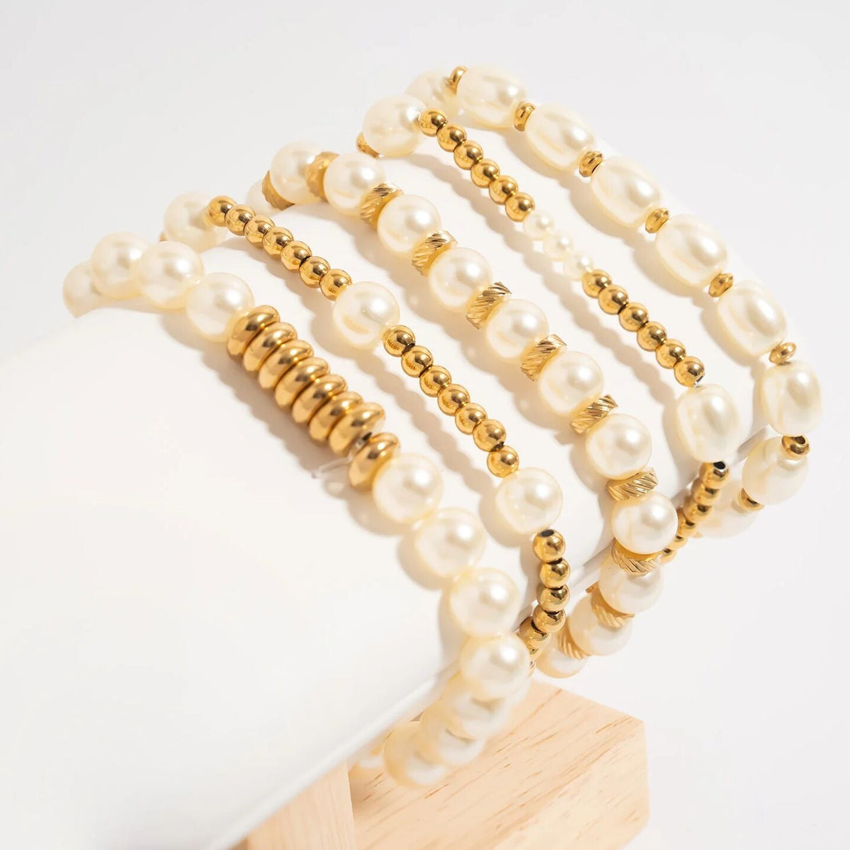 Glass Pearl Bracelet – product image 9