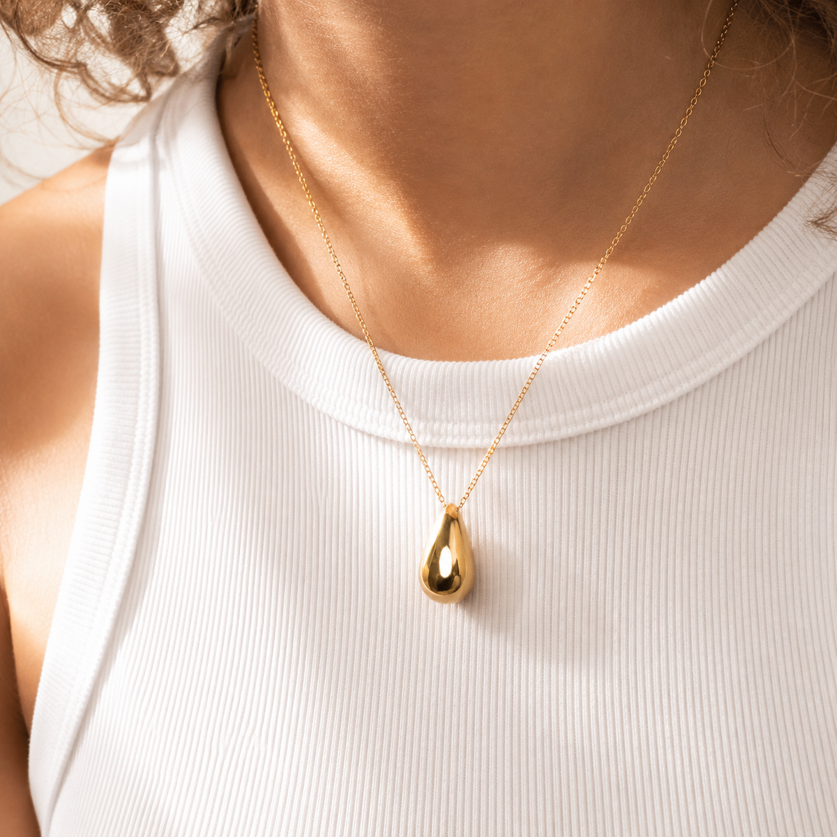 Teardrop Pendant Necklace – product image 4