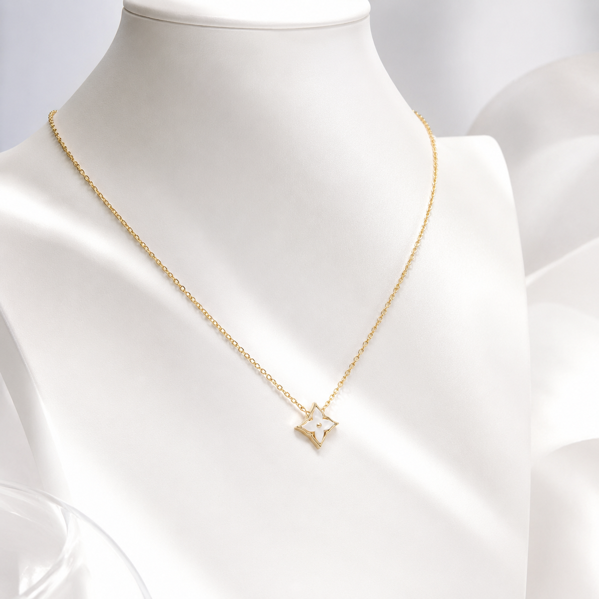 Star Necklace – product image 5