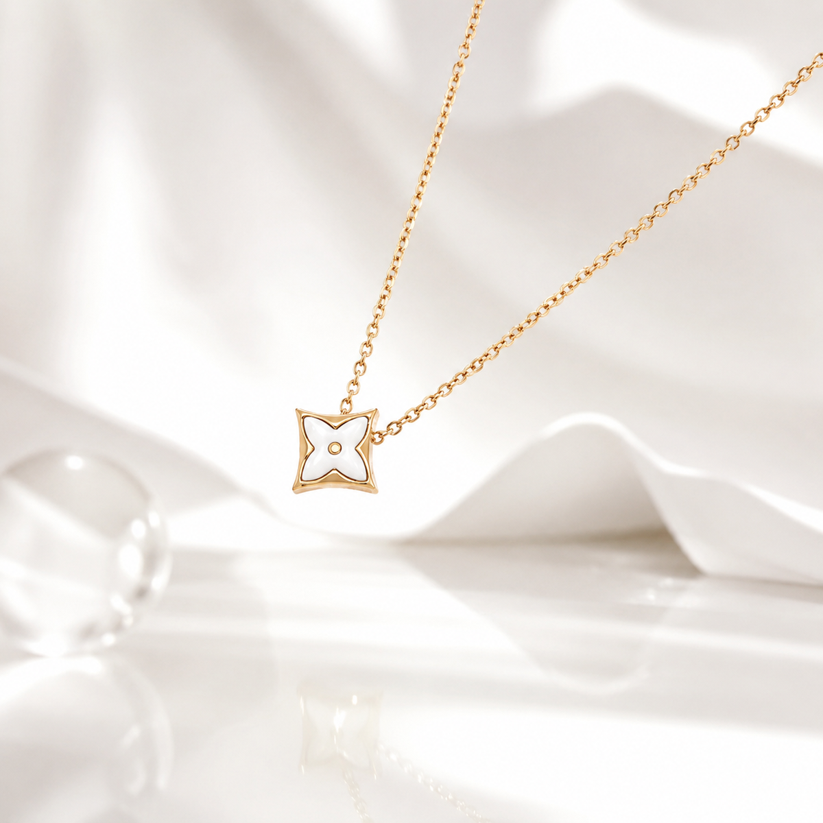 Star Necklace – product image 3