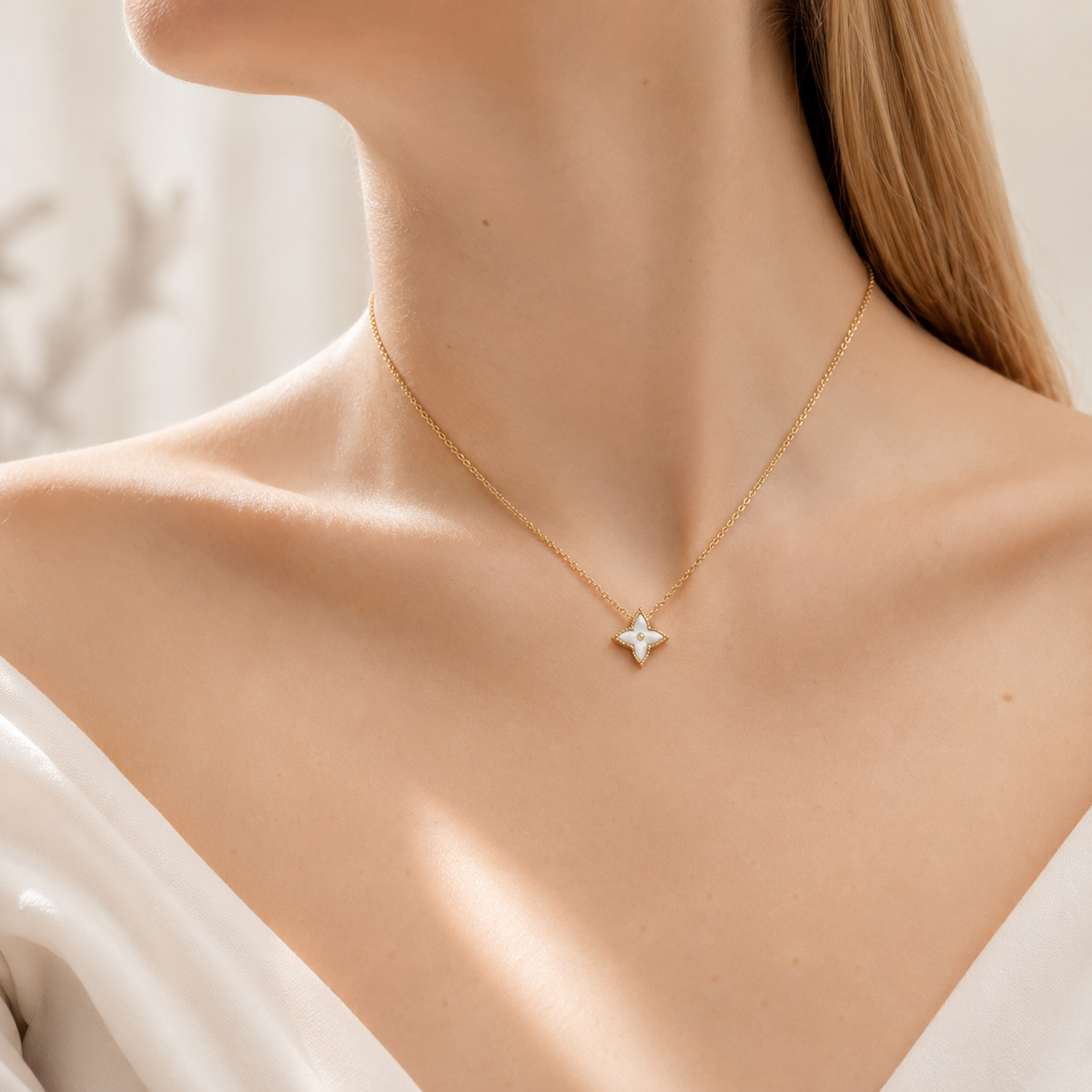 Star Necklace – product image 4