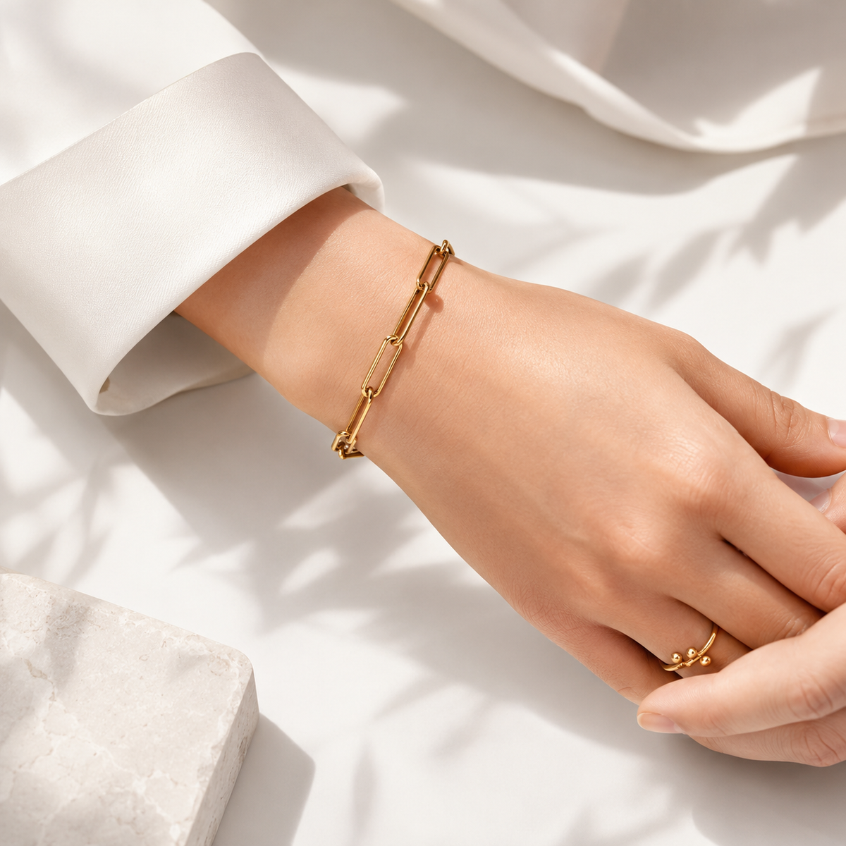 Paperclip Chain Bracelet – product image 4