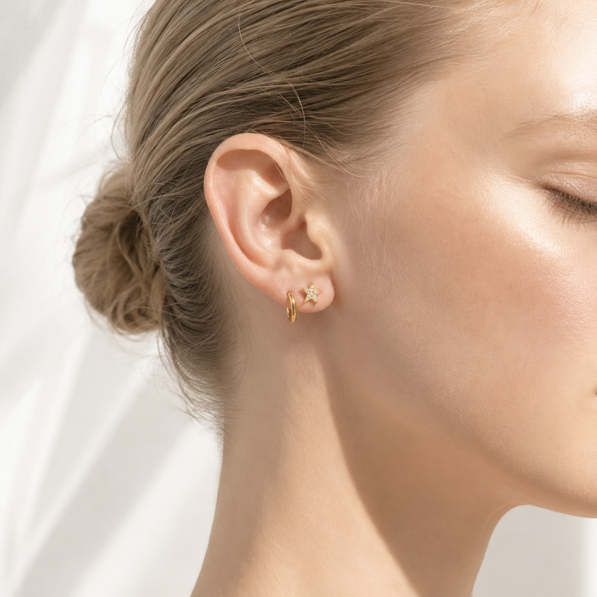 Pave Star Stud Earrings – product image 4