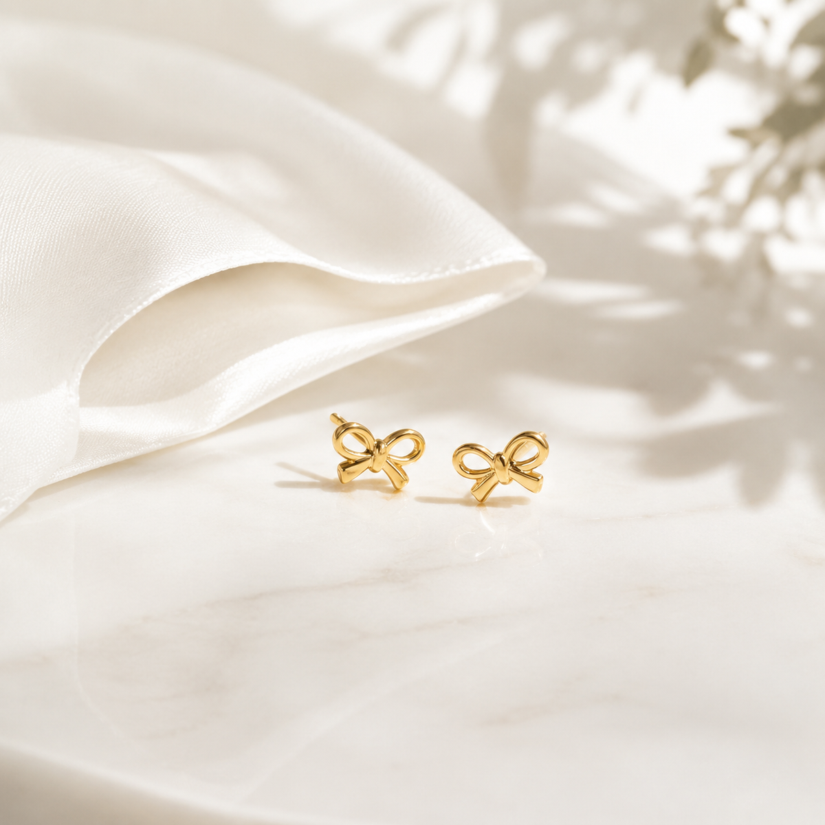 Bow Stud Earrings – product image 3