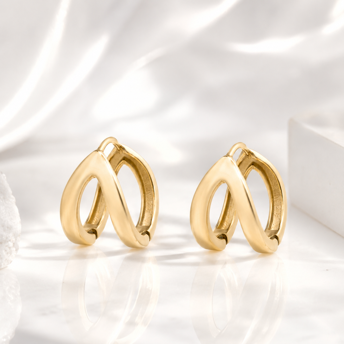 Split Hoop Earrings – product image 1