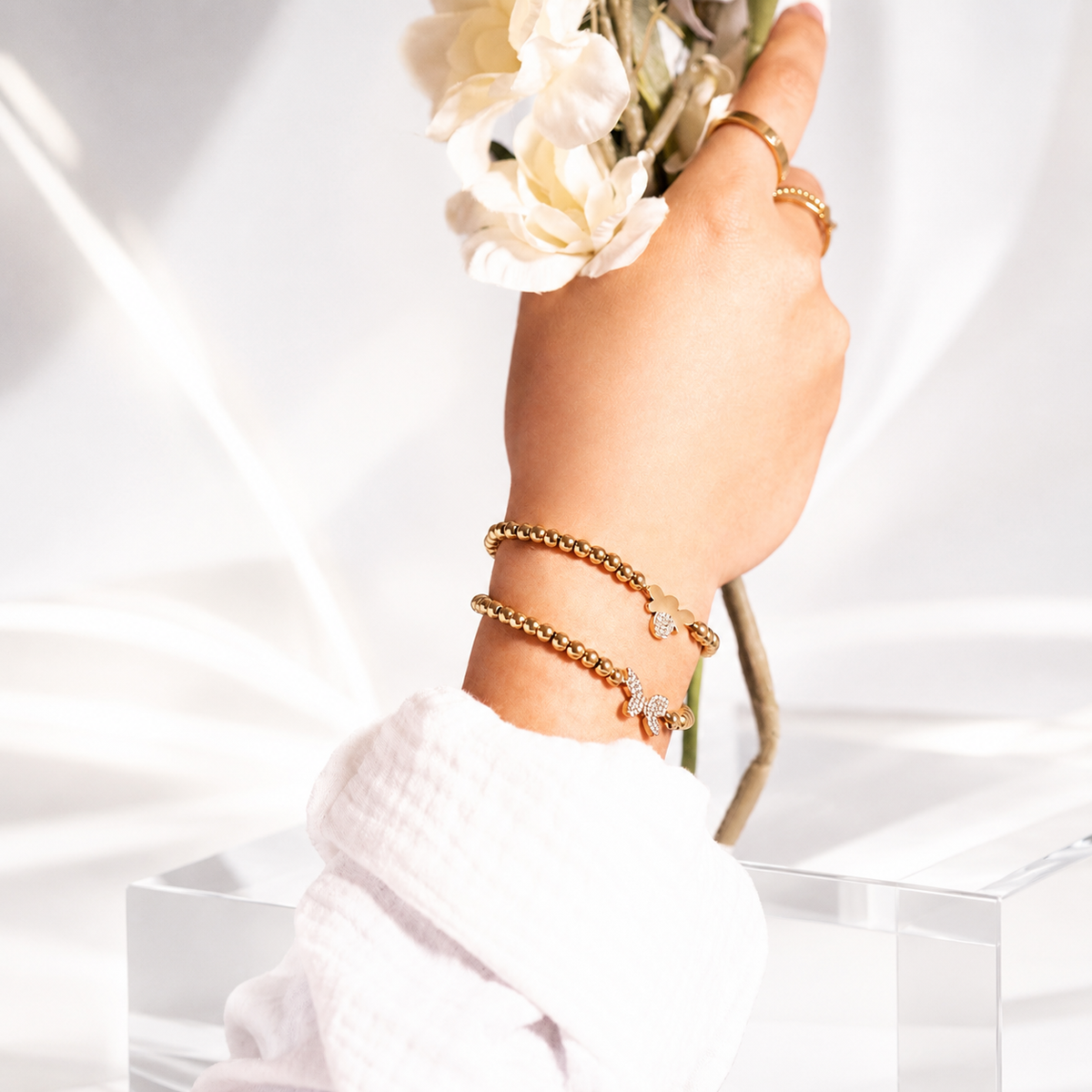 Heart Charm Beaded Bracelet – product image 3
