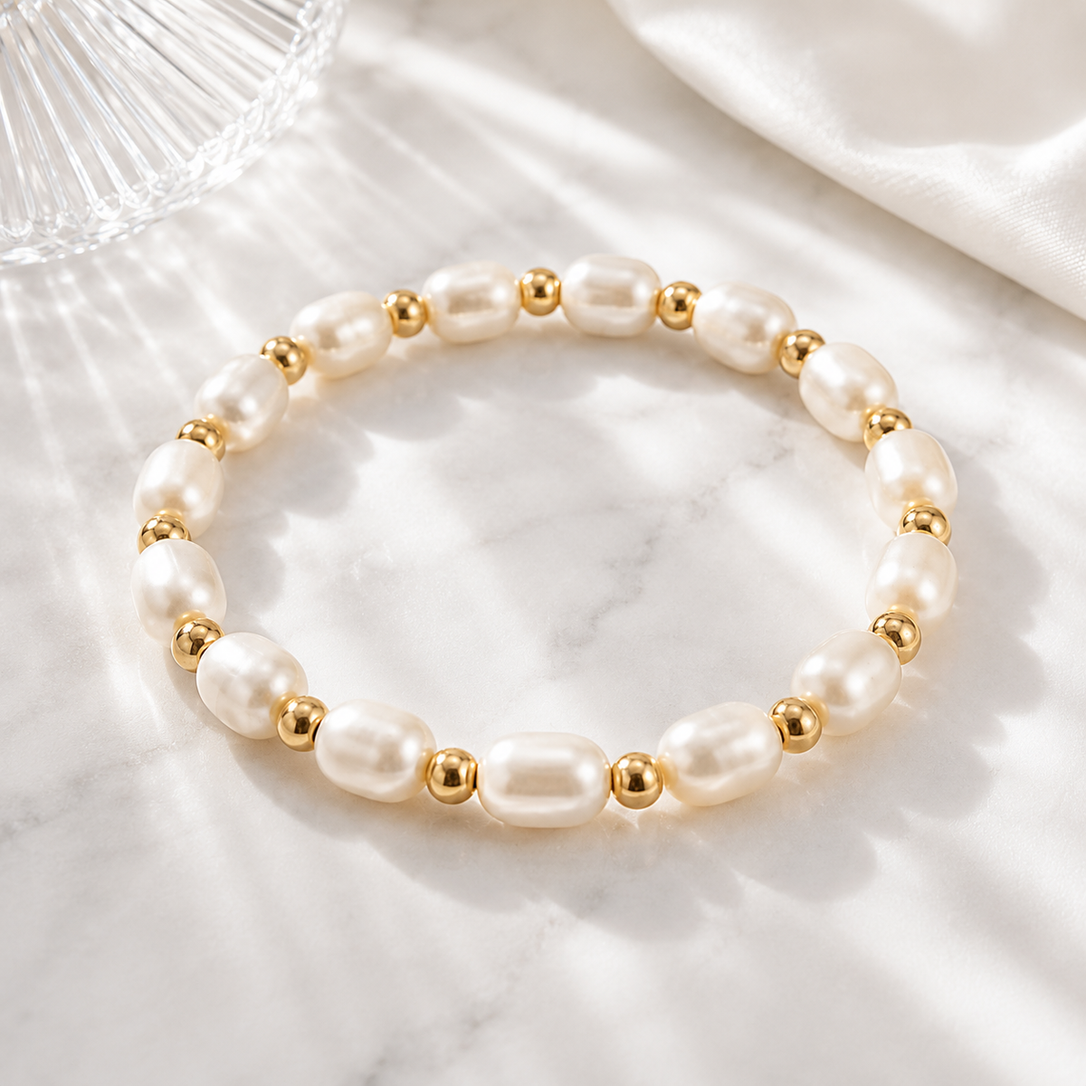 Glass Pearl Stretch Bracelet – product image 1