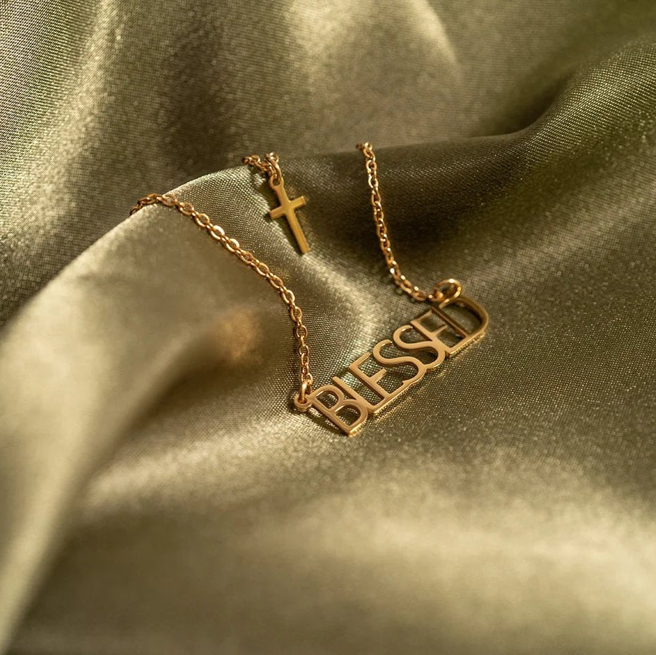 Cross Pendant Necklace – product image 5