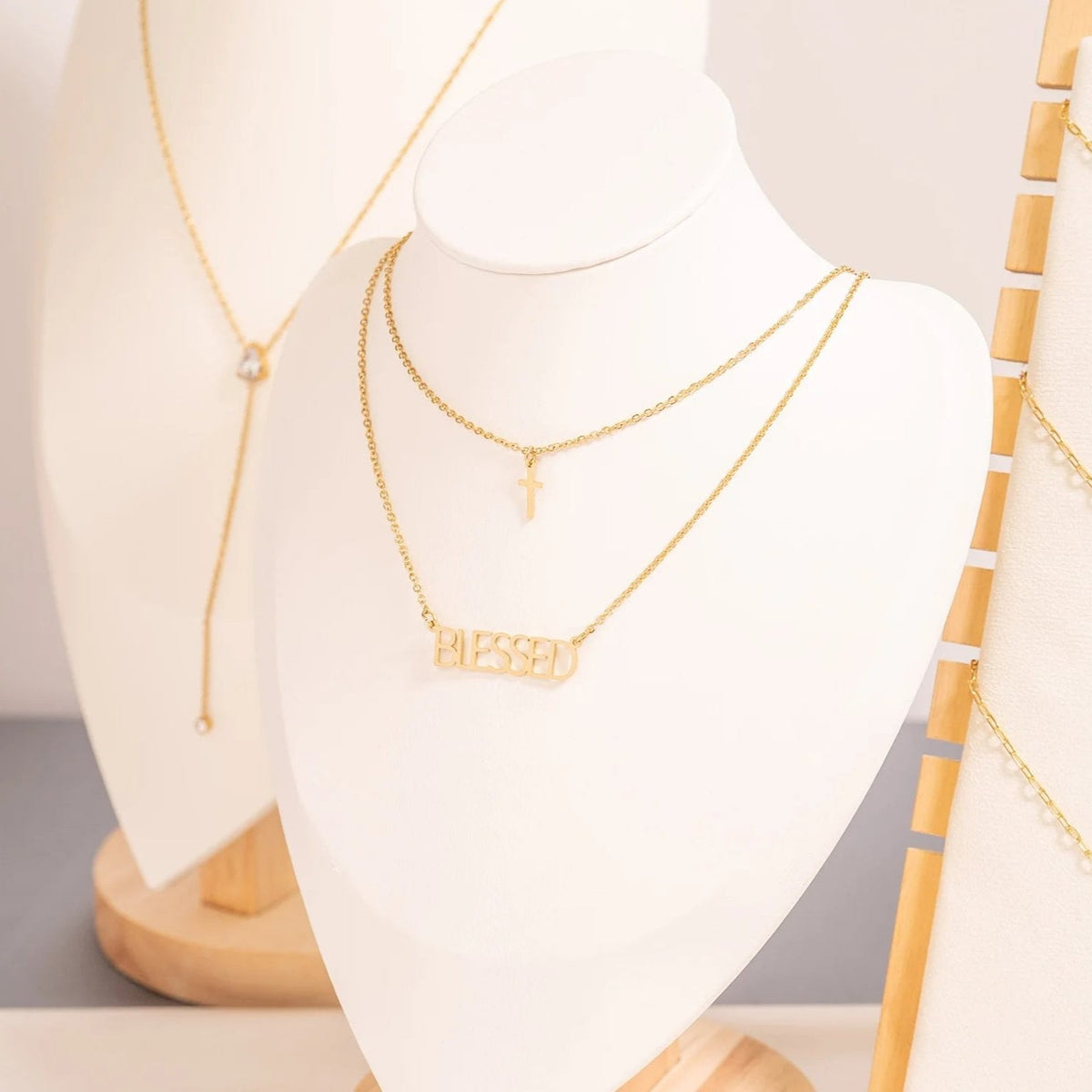 Cross Pendant Necklace – product image 4